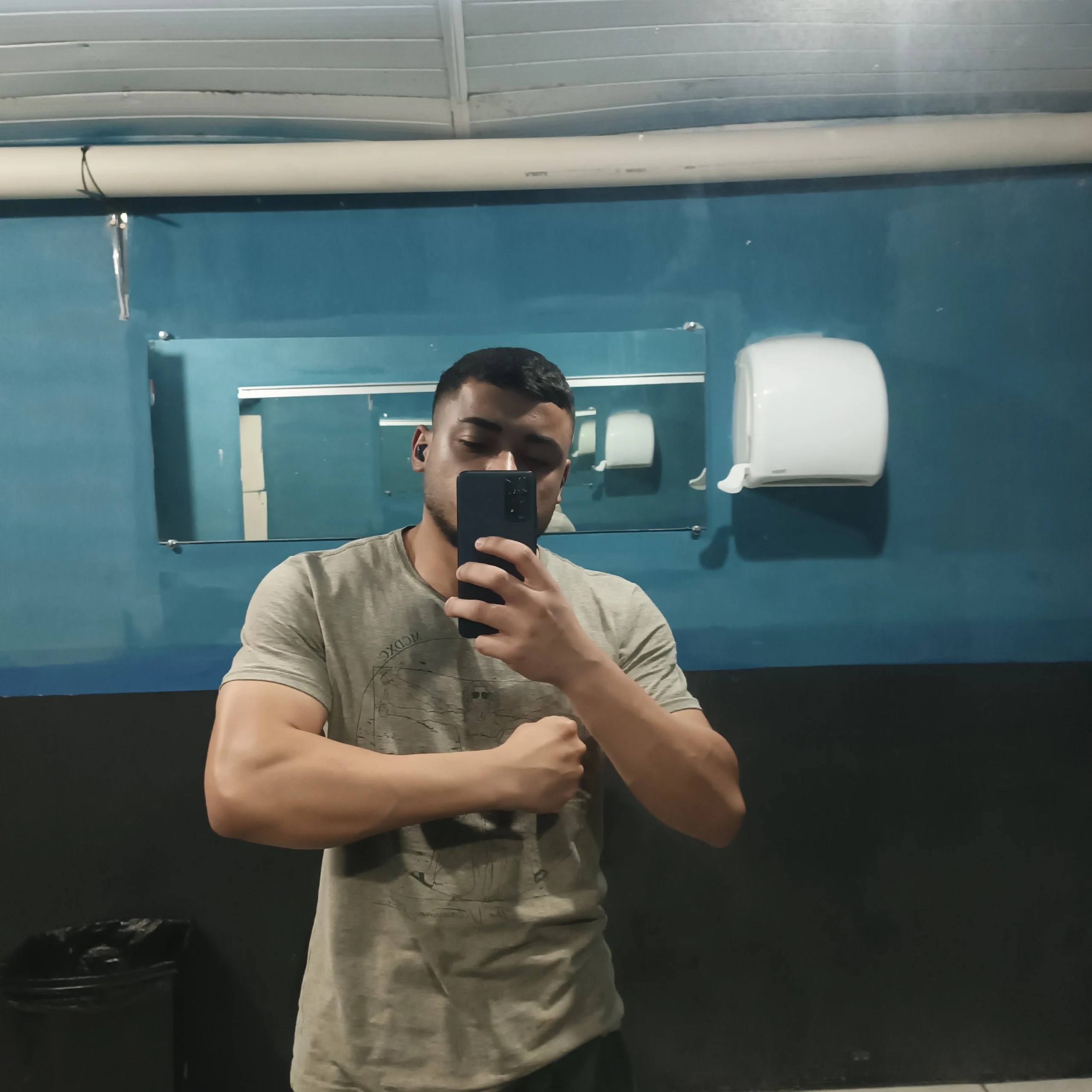 Exclusivo mulheres e casais - midia 2